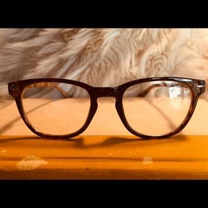 Tortoise shell non-prescription fashion glasses